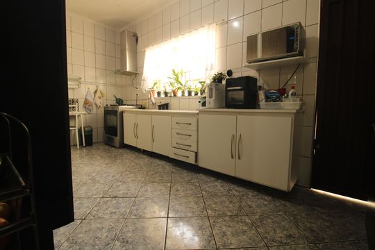 Cozinha de casa à venda com 4 quartos, 160m² em Cambuci, São Paulo