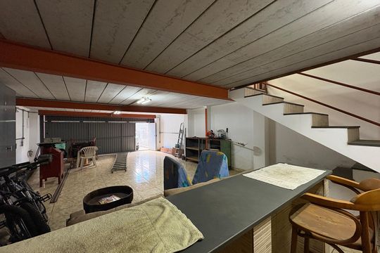 Área comum de casa à venda com 3 quartos, 300m² em Jardim Santo Elias, São Paulo