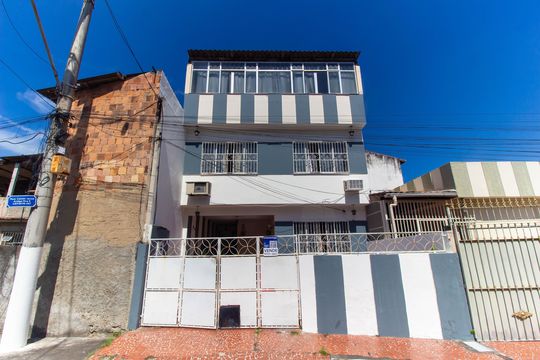 Casa à venda com 4 quartos, 198m² em Engenhoca, Niterói