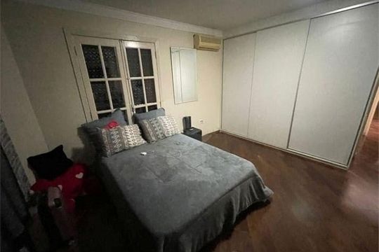 Quarto de casa para alugar com 4 quartos, 300m² em Vila Mariza Mazzei, São Paulo
