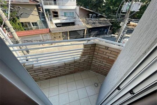 Varanda de casa para alugar com 4 quartos, 300m² em Vila Mariza Mazzei, São Paulo