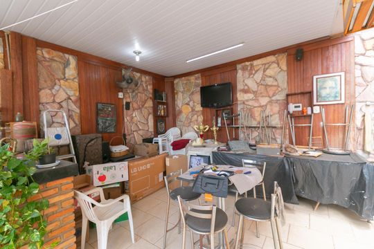Casa à venda com 3 quartos, 128m² em Vila Jardim Leblon, Belo Horizonte