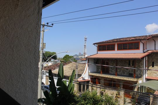 Vista da Rua de casa de condomínio à venda com 2 quartos, 350m² em Taquara, Rio de Janeiro