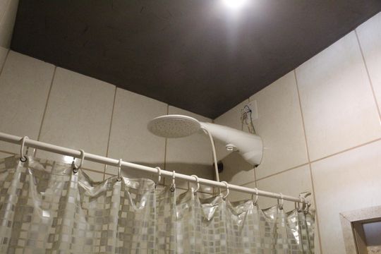 Banheiro Social de casa de condomínio à venda com 2 quartos, 350m² em Taquara, Rio de Janeiro