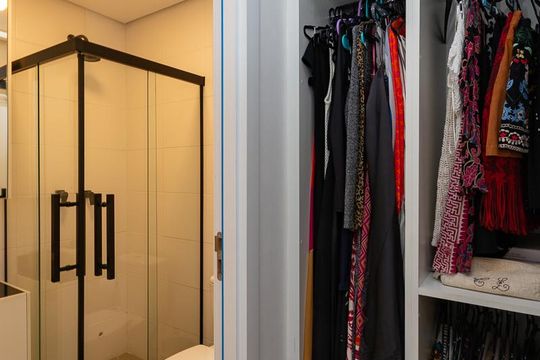 Closet da Suíte de casa de condomínio à venda com 2 quartos, 154m² em Vila Ipojuca, São Paulo
