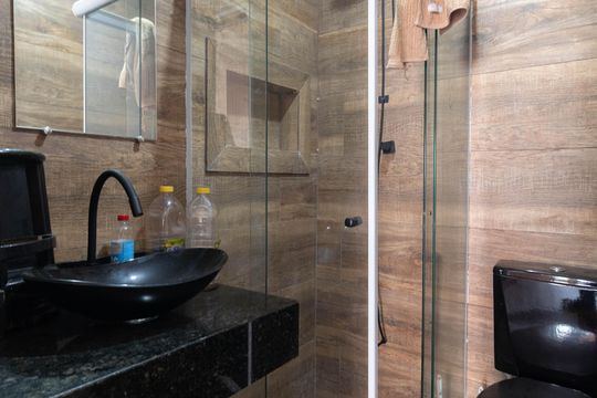 Banheiro de apartamento para alugar com 3 quartos, 330m² em Vila Lais, São Paulo