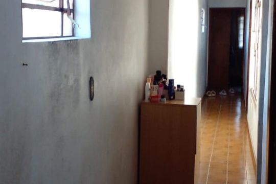 Corredor de casa à venda com 4 quartos, 237m² em Vila do Encontro, São Paulo