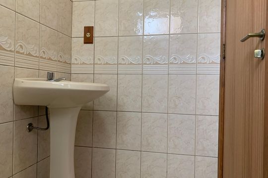 Banheiro de kitnet/studio à venda com 1 quarto, 25m² em Centro, São Leopoldo