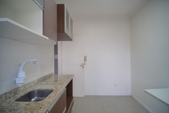Cozinha de apartamento à venda com 1 quarto, 51m² em Centro, São Leopoldo