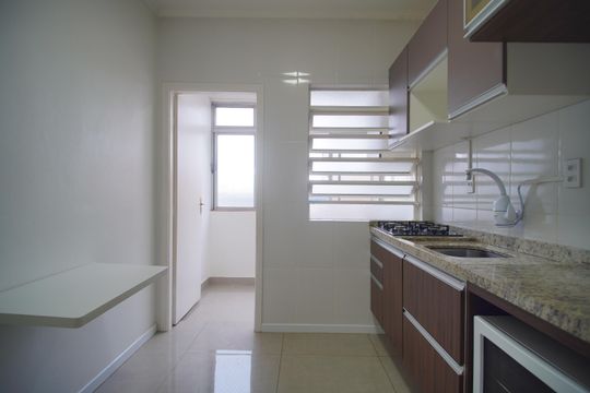 Cozinha de apartamento à venda com 1 quarto, 51m² em Centro, São Leopoldo