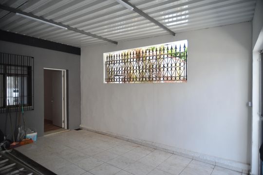 Garagem de casa à venda com 3 quartos, 240m² em Centro, Santo André