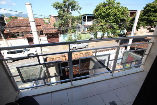 Varanda de casa para alugar com 2 quartos, 62m² em Curicica, Rio de Janeiro