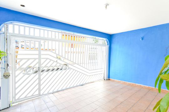 Garagem de casa à venda com 2 quartos, 176m² em Jardim Moreira, Guarulhos