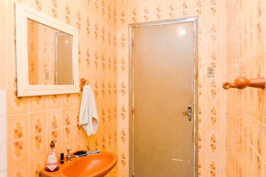 Banheiro Social 2 de casa à venda com 2 quartos, 176m² em Jardim Moreira, Guarulhos