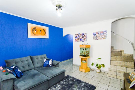 Sala de casa à venda com 2 quartos, 176m² em Jardim Moreira, Guarulhos