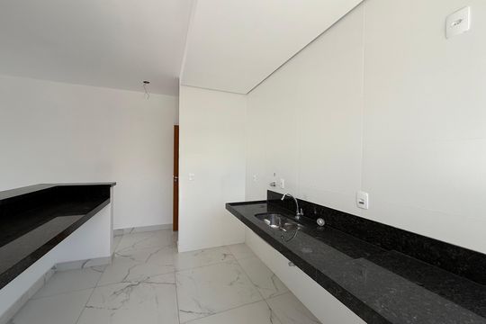 Cozinha de apartamento à venda com 2 quartos, 110m² em Padre Eustáquio, Belo Horizonte
