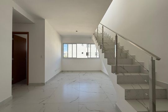 Apartamento à venda com 2 quartos, 131m² em Padre Eustáquio, Belo Horizonte