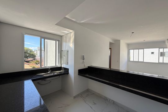 Cozinha de apartamento à venda com 2 quartos, 128m² em Padre Eustáquio, Belo Horizonte