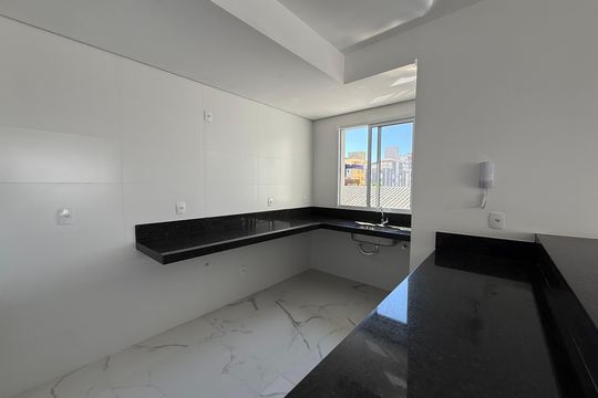 Cozinha de apartamento à venda com 2 quartos, 128m² em Padre Eustáquio, Belo Horizonte