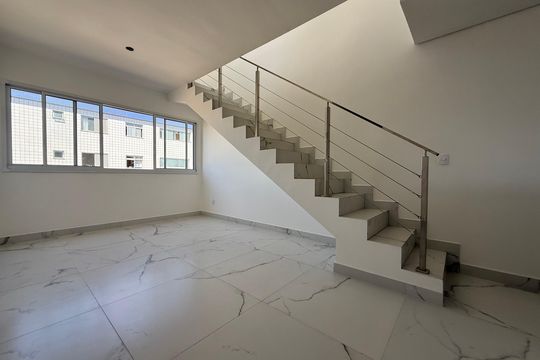 Apartamento à venda com 2 quartos, 128m² em Padre Eustáquio, Belo Horizonte