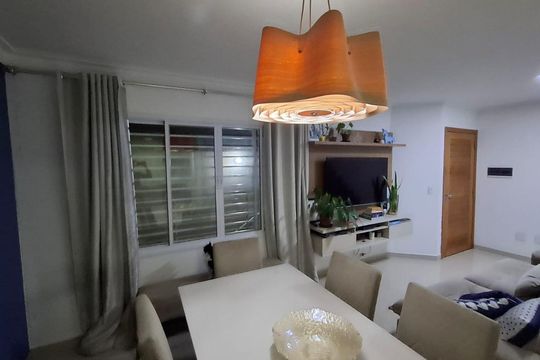 Sala de casa de condomínio à venda com 3 quartos, 80m² em Vila Guilhermina, São Paulo