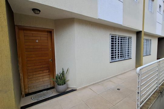 Área externa de casa de condomínio à venda com 3 quartos, 80m² em Vila Guilhermina, São Paulo