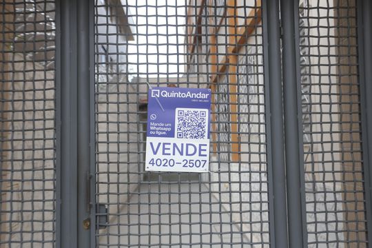Placa de apartamento à venda com 3 quartos, 100m² em Caiçaras, Belo Horizonte
