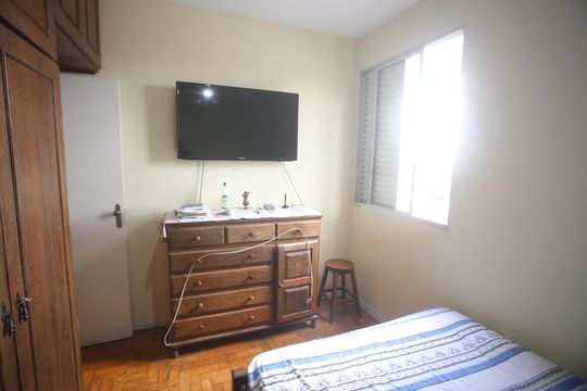 Quarto de apartamento à venda com 3 quartos, 100m² em Caiçaras, Belo Horizonte