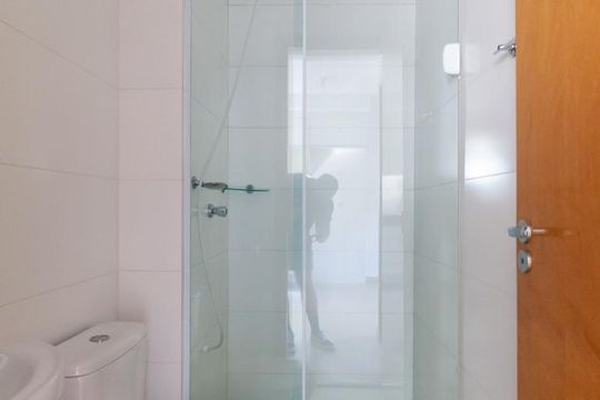 Banheiro de apartamento para alugar com 2 quartos, 37m² em Vila Ivone, São Paulo