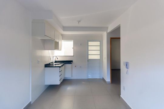 Sala de apartamento para alugar com 2 quartos, 37m² em Vila Ivone, São Paulo