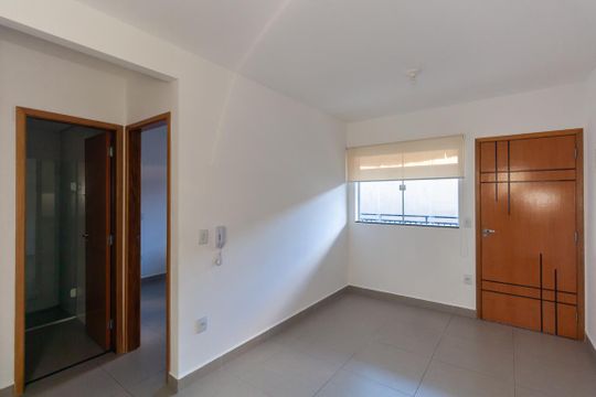 Apartamento para alugar com 2 quartos, 37m² em Vila Ivone, São Paulo
