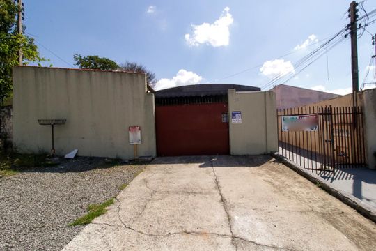 Fachada de casa à venda com 3 quartos, 180m² em Santa Felicidade, Curitiba