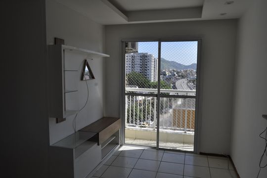 Apartamento para alugar com 3 quartos, 60m² em Del Castilho, Rio de Janeiro
