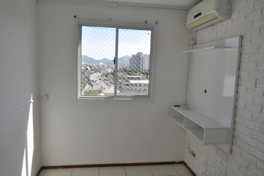 Apartamento à venda com 3 quartos, 60m² em Del Castilho, Rio de Janeiro