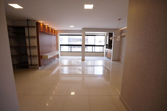 Apartamento à venda com 3 quartos, 113m² em Setor Oeste, Goiânia