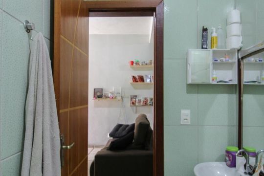 Banheiro Social Apto 1 de apartamento à venda com 12 quartos, 552m² em Céu Azul, Belo Horizonte