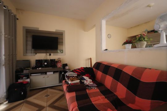 Casa à venda com 4 quartos, 125m² em Fazenda da Juta, São Paulo