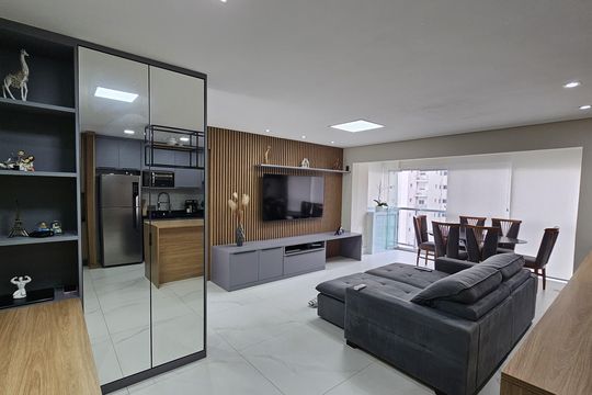 Sala de apartamento à venda com 2 quartos, 84m² em Cerâmica, São Caetano do Sul
