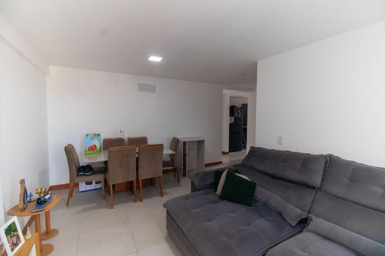 Sala de apartamento à venda com 3 quartos, 174m² em Itaipu, Niterói