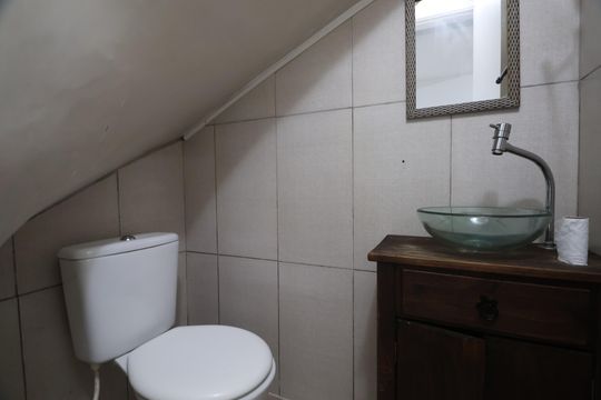 Lavabo de casa à venda com 2 quartos, 105m² em Mato Grande, Canoas