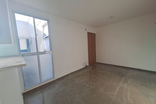 Apartamento para alugar com 2 quartos, 39m² em Parque Santa Rosa, Suzano