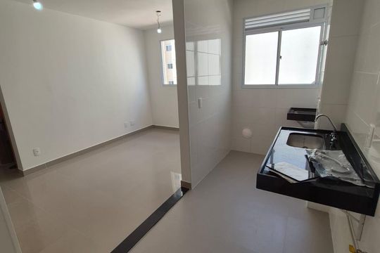 Cozinha de apartamento à venda com 2 quartos, 48m² em Engordadouro, Jundiaí