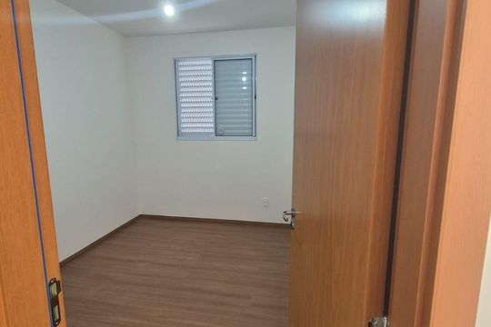 Quarto de apartamento à venda com 2 quartos, 48m² em Engordadouro, Jundiaí