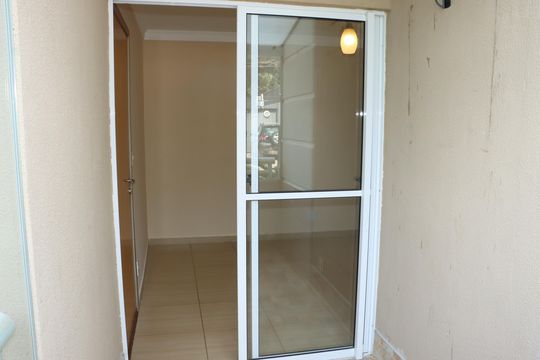 Apartamento para alugar com 2 quartos, 44m² em Jardim Isis, Cotia