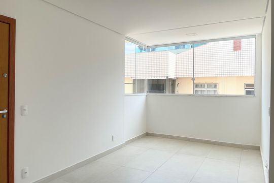 Sala de apartamento à venda com 3 quartos, 70m² em Castelo, Belo Horizonte