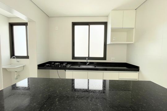 Cozinha de apartamento à venda com 3 quartos, 70m² em Castelo, Belo Horizonte