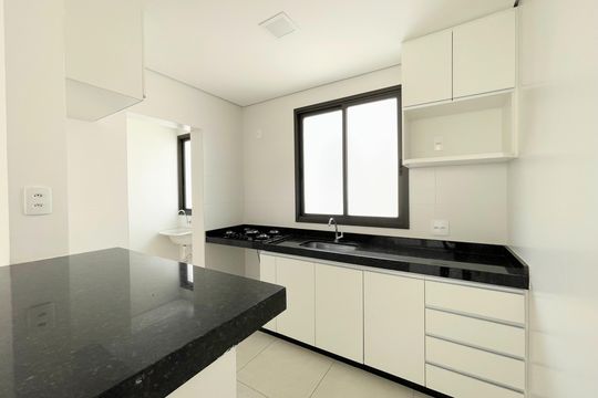 Cozinha de apartamento à venda com 3 quartos, 70m² em Castelo, Belo Horizonte