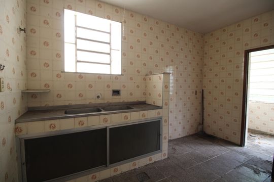 Cozinha de casa à venda com 3 quartos, 480m² em Tanque, Rio de Janeiro