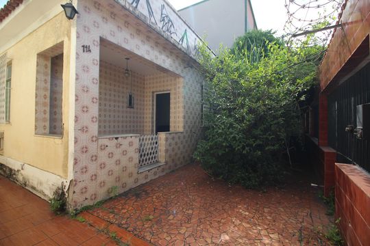 Frente de casa à venda com 3 quartos, 480m² em Tanque, Rio de Janeiro