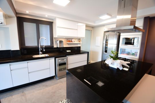 Cozinha de apartamento à venda com 3 quartos, 137m² em Vila Bela Dom Pedro, Campinas